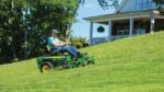John Deere Z330R ZTrak Zero Turn Mower 48-in. Deck - 22 HP V-Twin, Hydrostatic, Premium Seat - Image 4